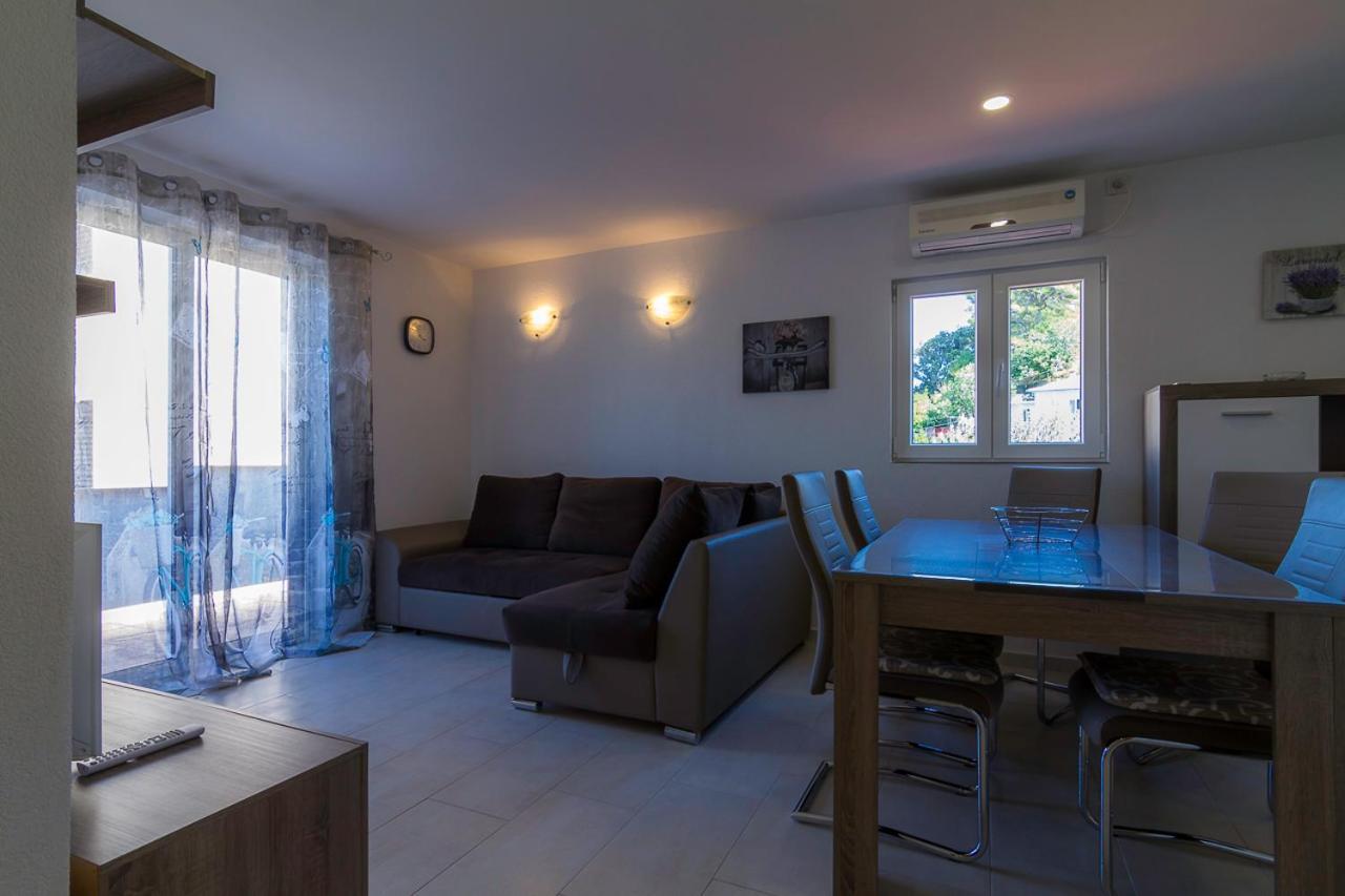 Apartment Tariba Supetarska Draga Eksteriør billede