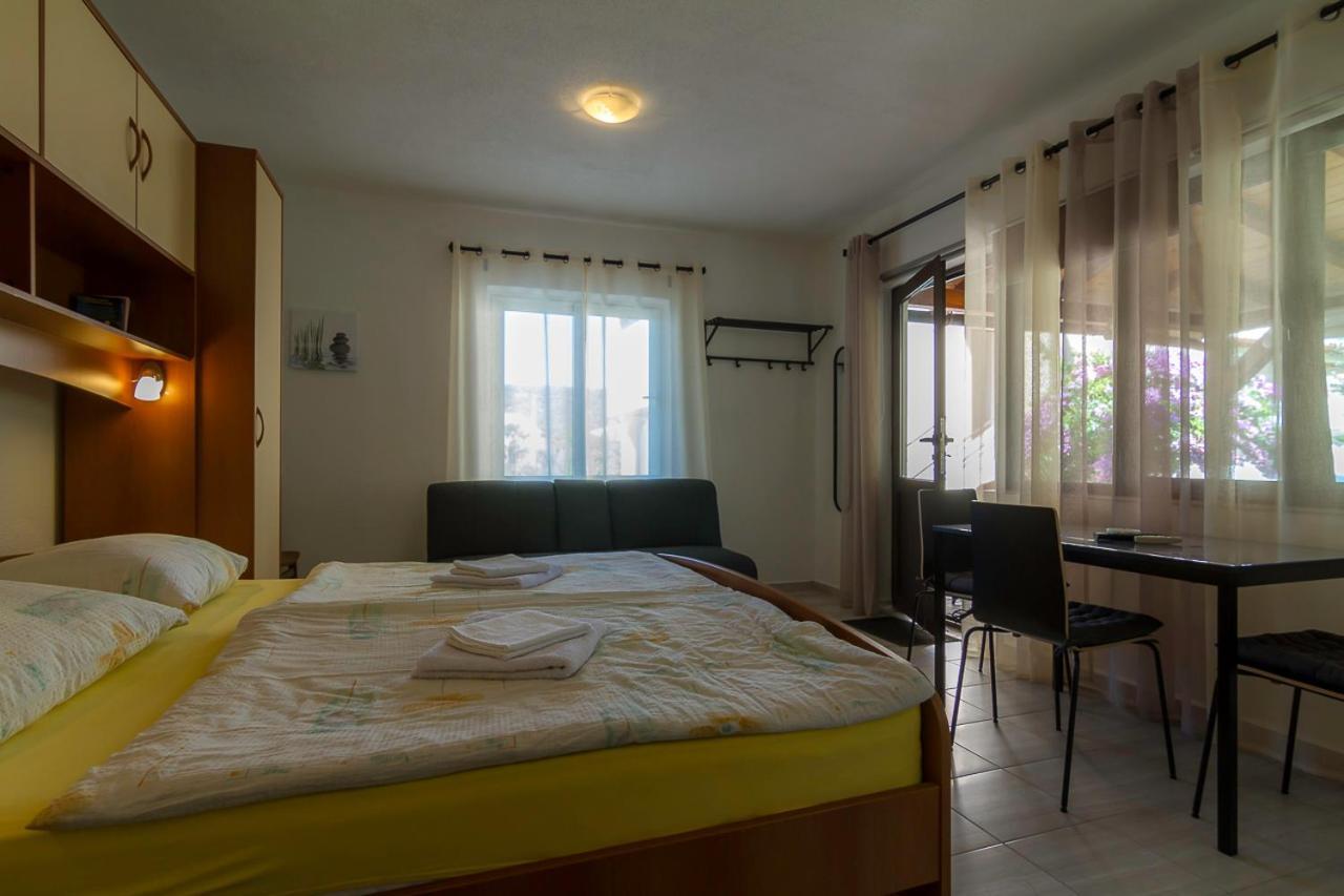 Apartment Tariba Supetarska Draga Eksteriør billede